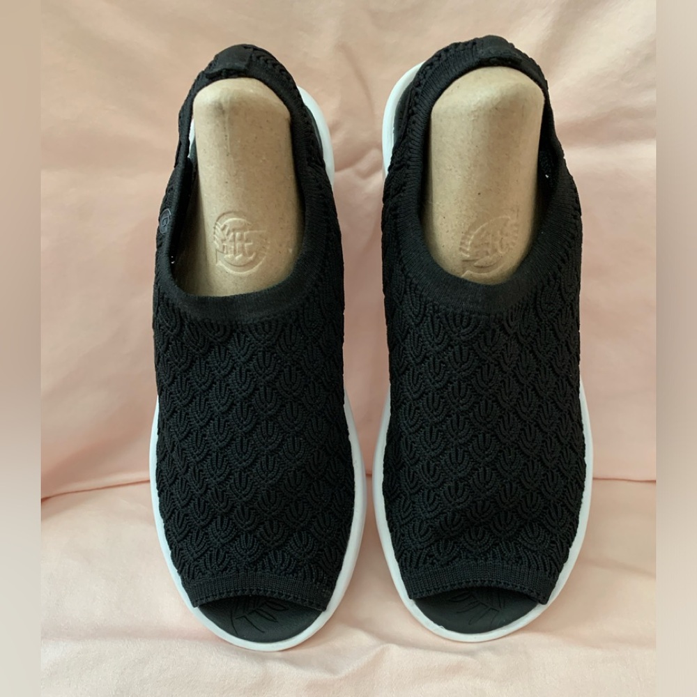 Bzees Secret Open Toe Wedge